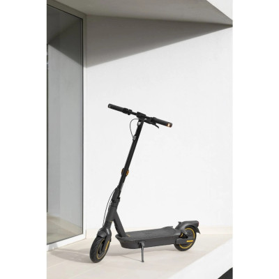 Ninebot by Segway KickScooter MAX G2 E