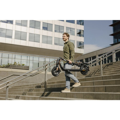 Ninebot KickScooter F2 Plus E by Segway