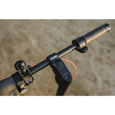 Ninebot KickScooter F2 Plus E by Segway