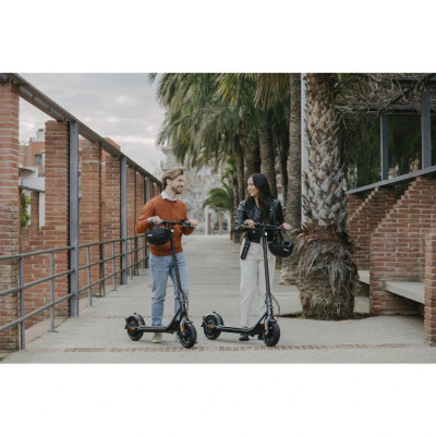 Ninebot KickScooter F2 Plus E by Segway